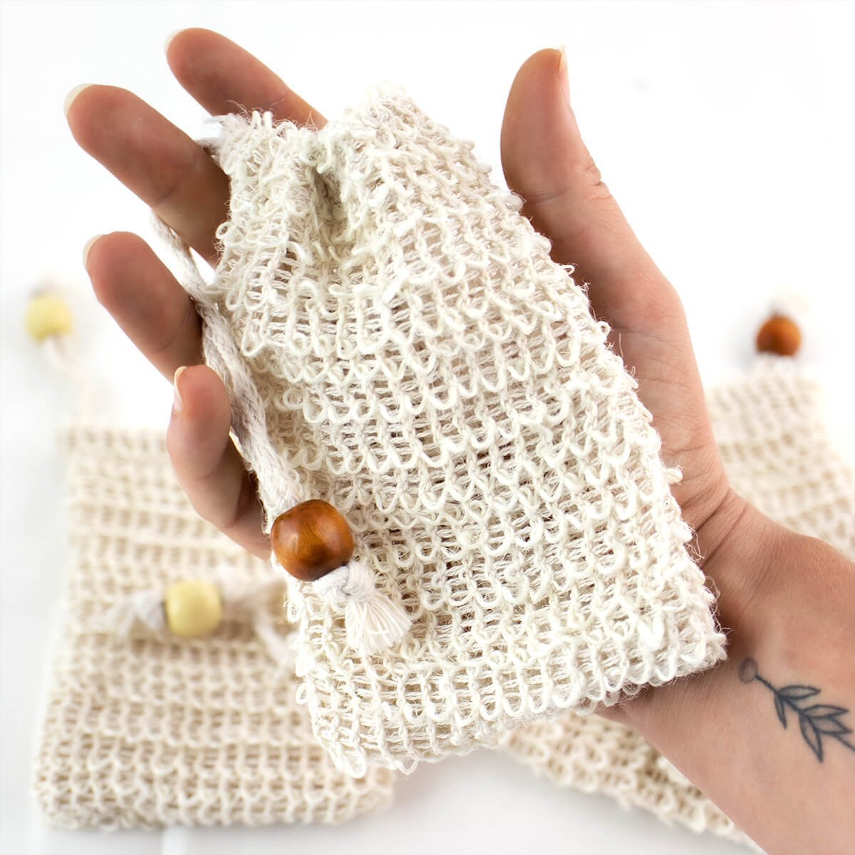 Sachet de savon en sisal - corde en bois - gommage et rangement