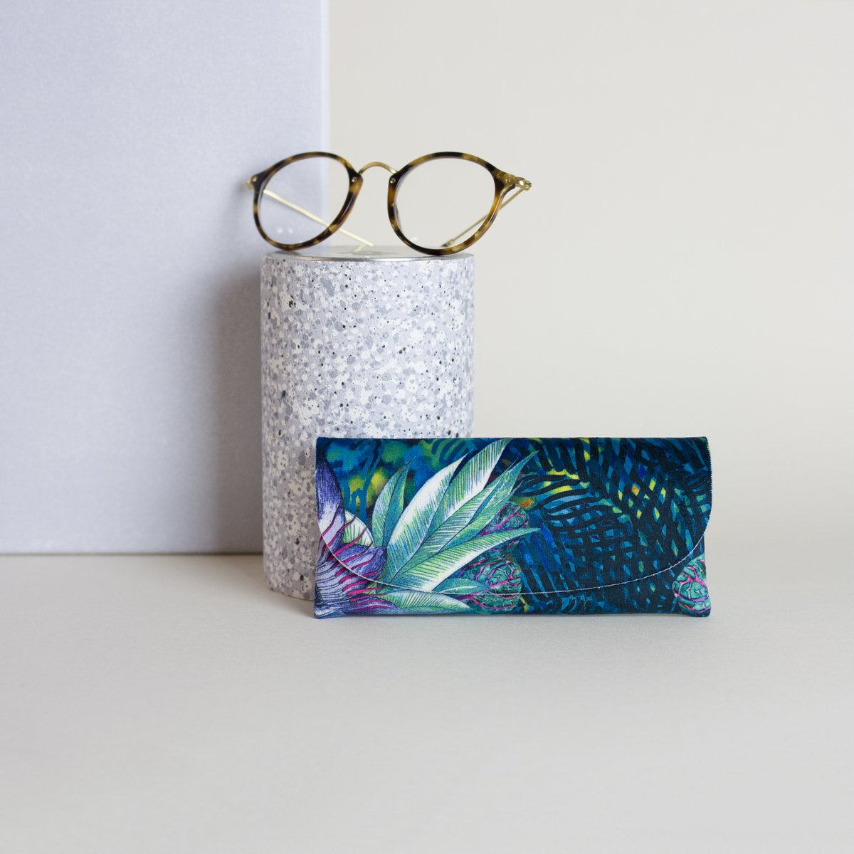 Estuche de gafas híbrido