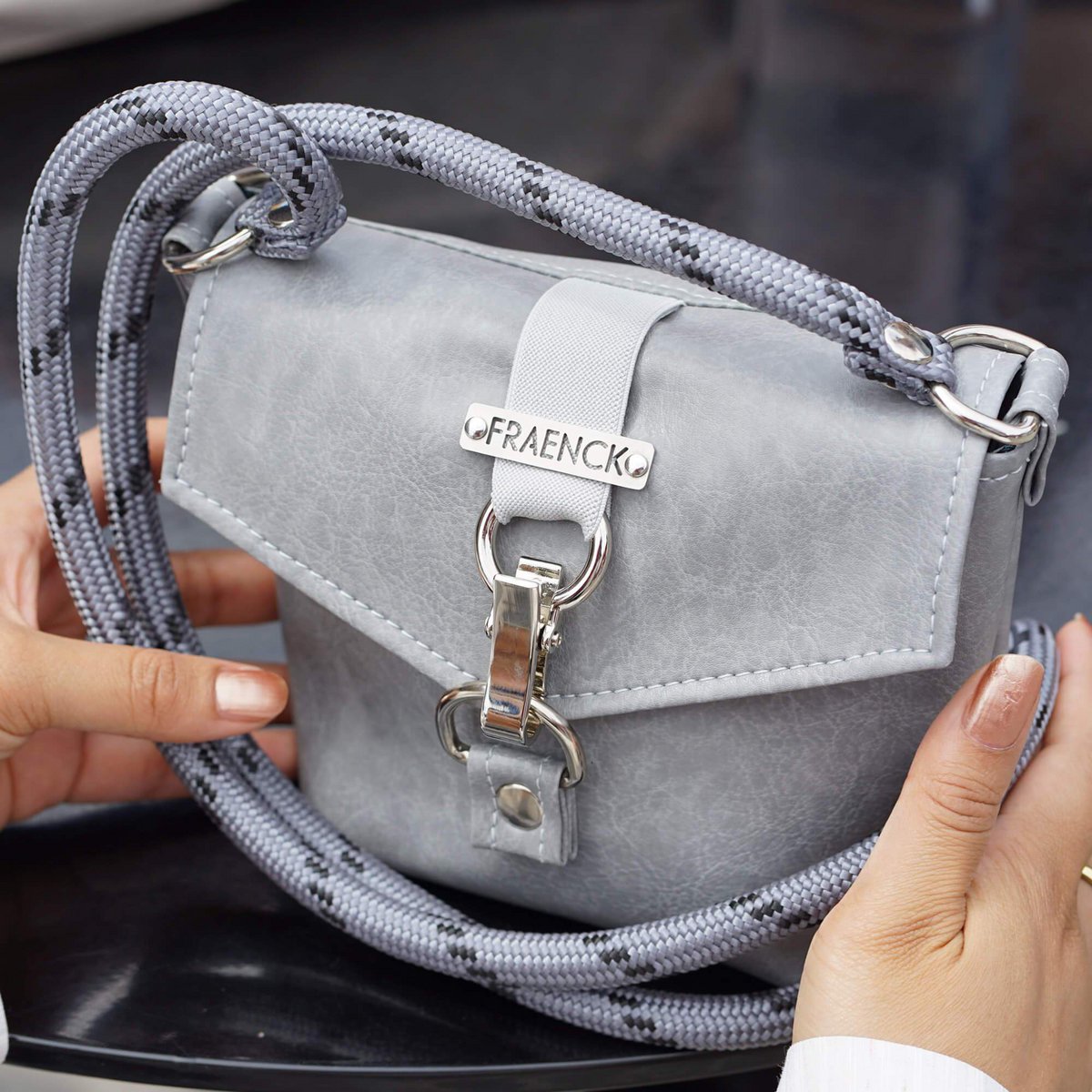 Shoulder bag Luna