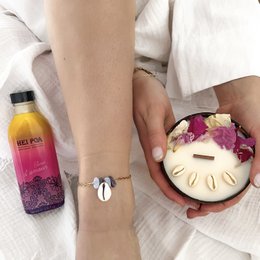 Candela al cocco e petali di peonia Profumo Monoï Rosé