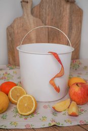 Lilac compost bin with white dots 21x19 cm Isabelle Rose
