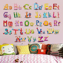 Bunte und lustige Buchstabenaufkleber