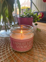 Hidden message candle with essential oil from DoTerra - Rose quartz gemstone - I am a cool fun person