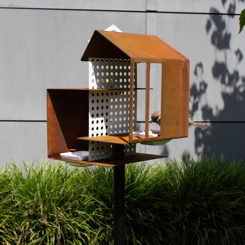 Tweet House - Bird Feed House on Pole - Cortenstaal