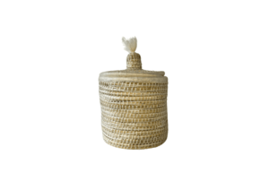 Moroccan storage basket, Decorative wicker basket, Berber raffia basket, 20x25cm, White. Artisanal and ethnic.