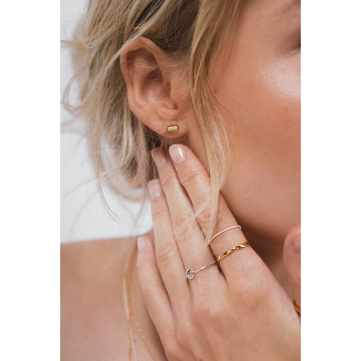 Delicate ear studs bar made of 925 sterling silver 14k gold plated
