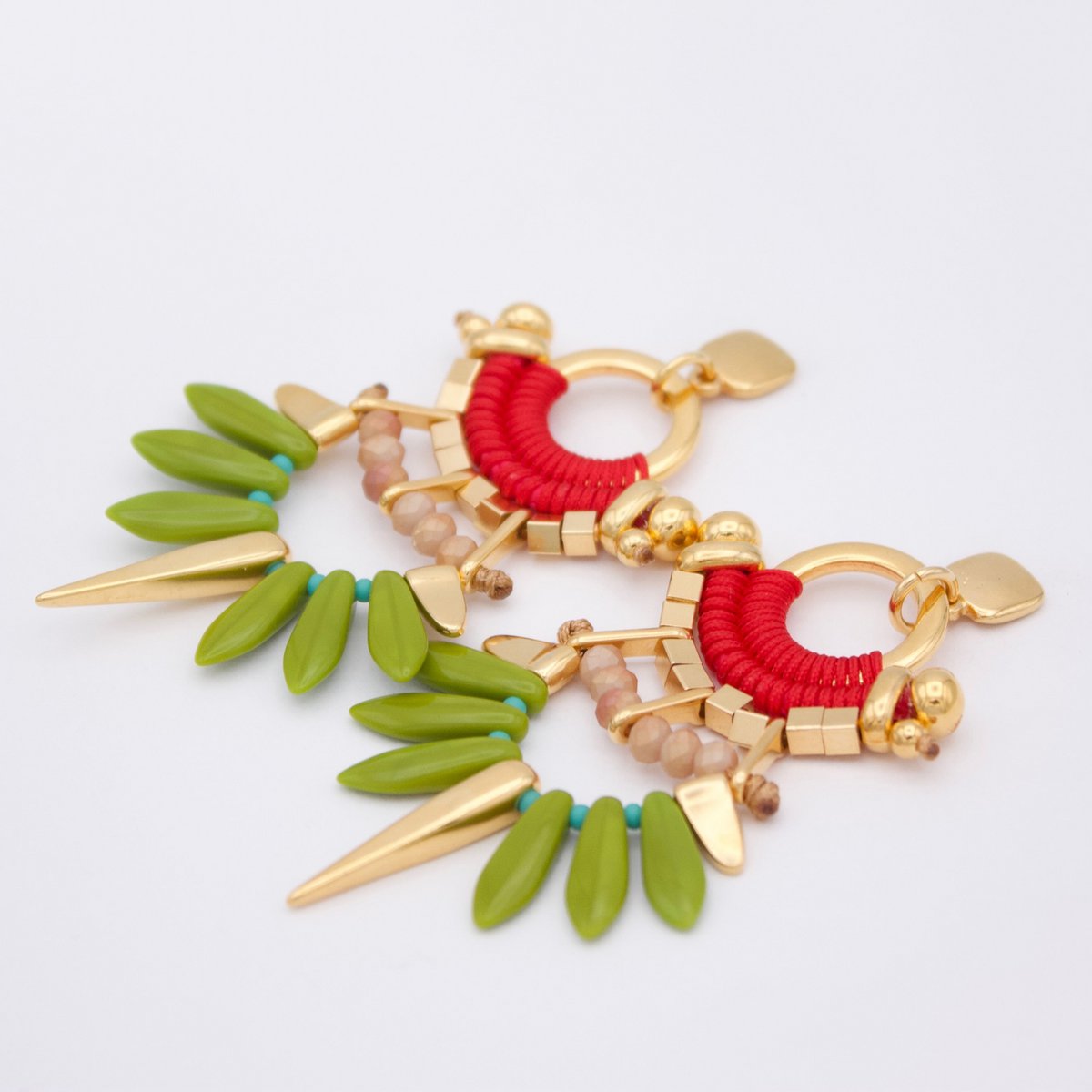 Boucles d'oreilles COCORA rouges, vertes et dorées