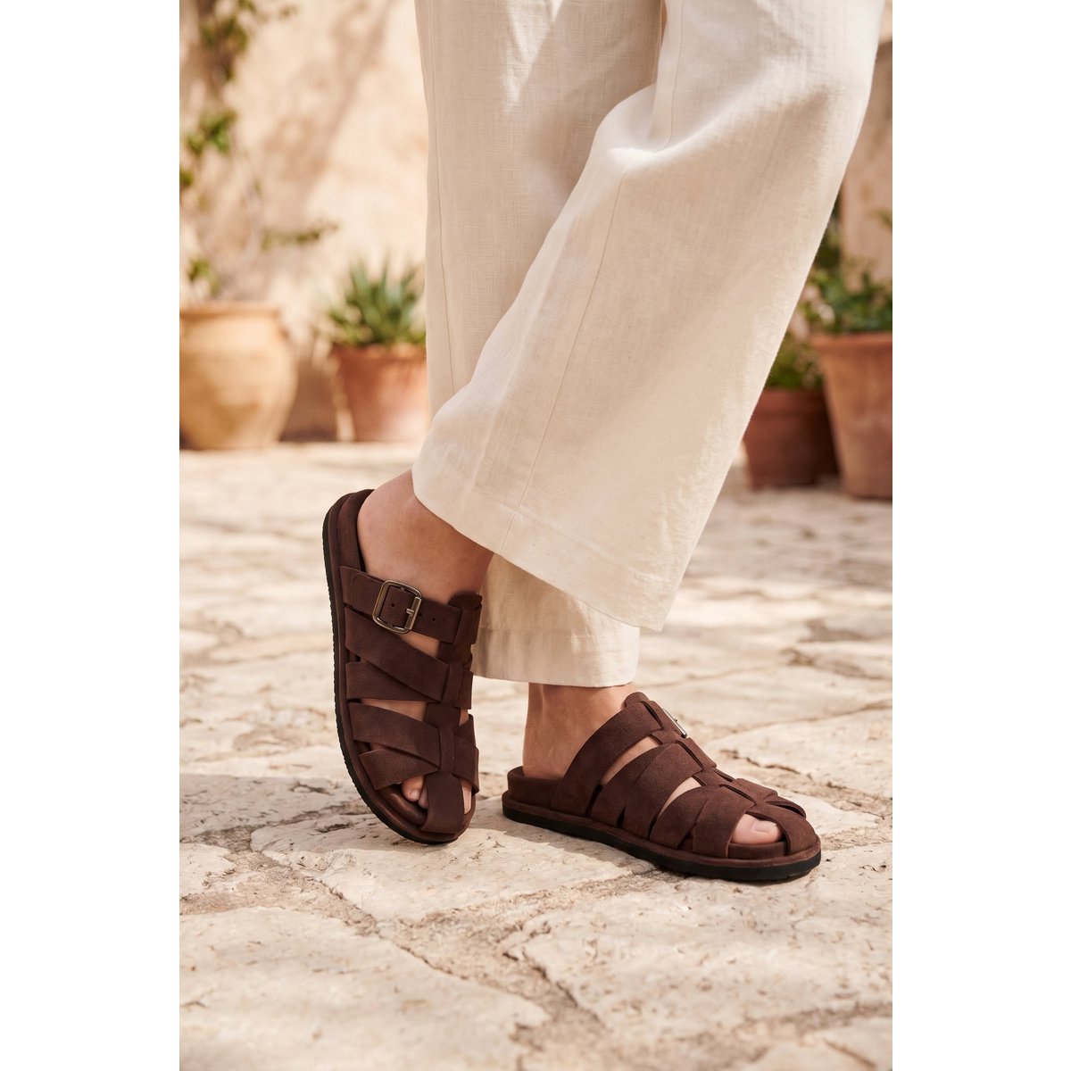 CECILY CHOCOLATE – Fisherman Bio Sandale