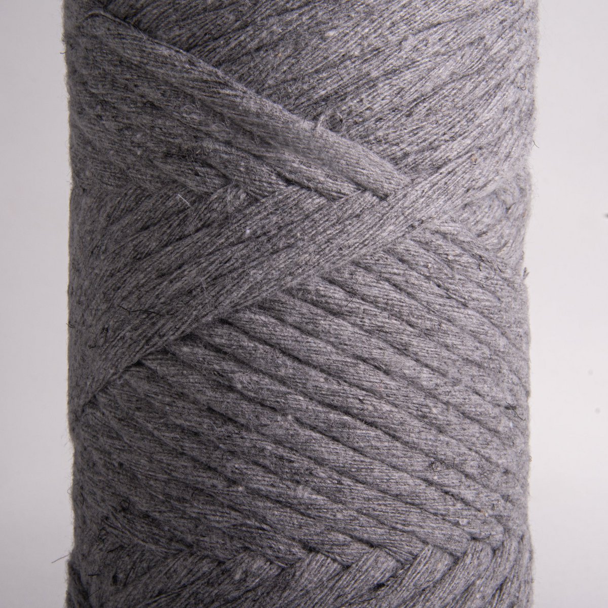 Sensy Premium 3 mm - cordoncino macramè a filo singolo in cotone riciclato al 100%.