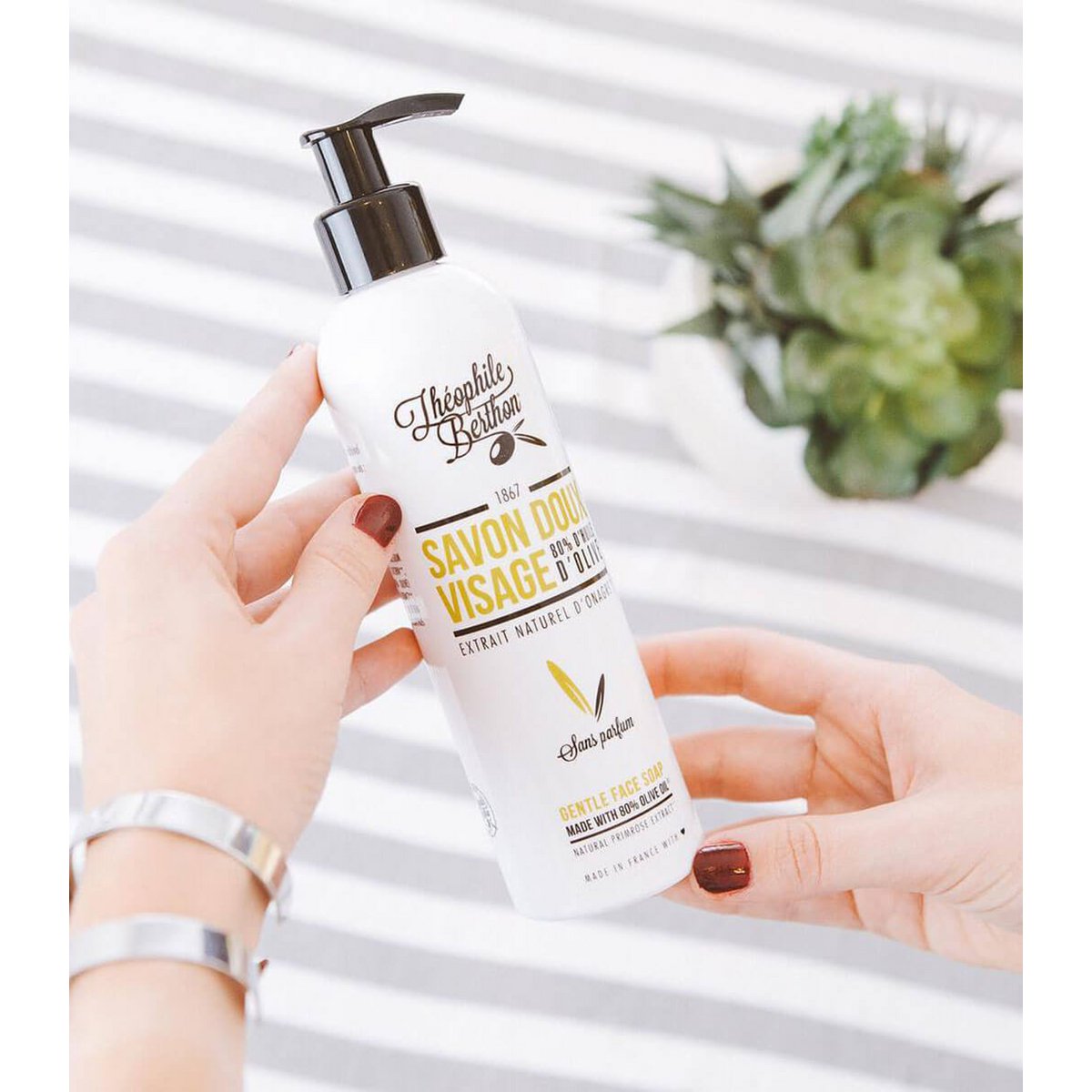 Coffret cadeau - Belle et bien dans sa peau -  Trois soins visage naturels