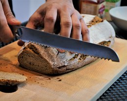 Achilles Brotmesser
