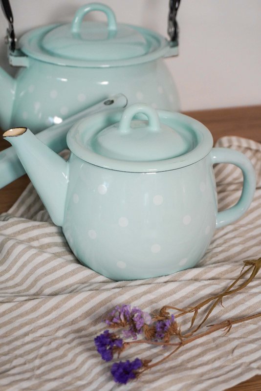 Teiera smaltata Pois blu 1L Isabelle Rose