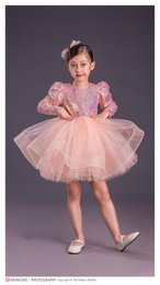 Robe des enfants 3-7 ans.