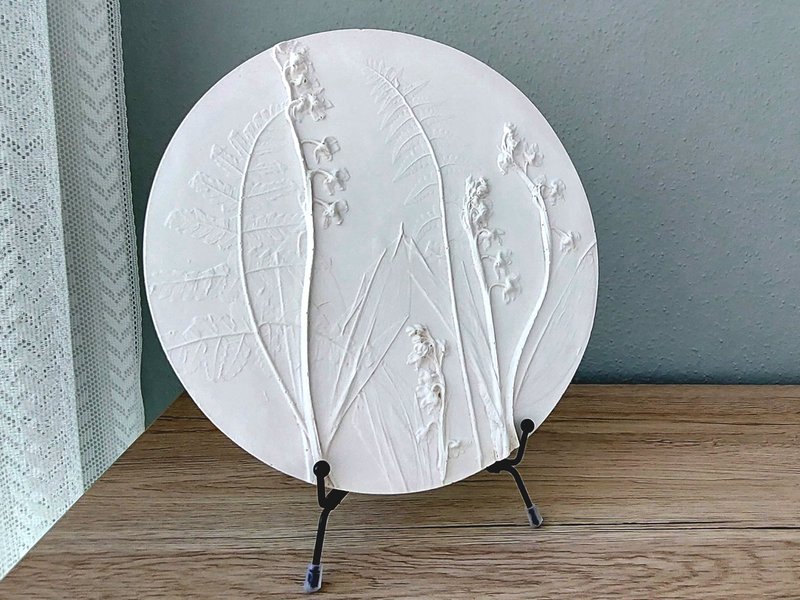 Wall object, wall decor, round picture, relief picture, white, plaster, 22cm