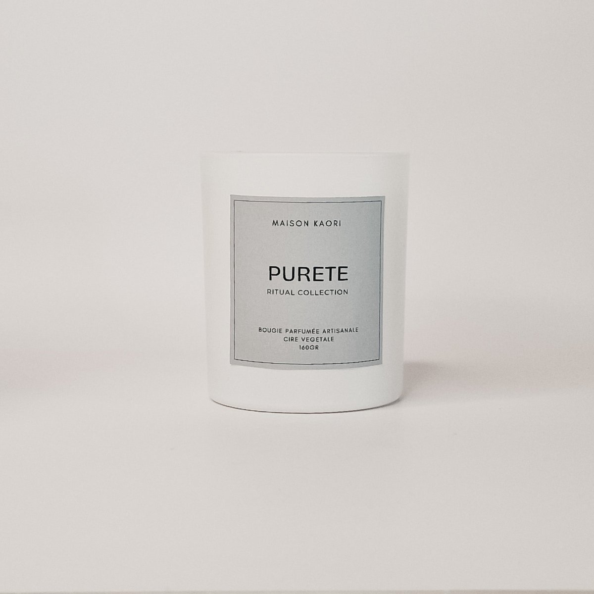 Świeca zapachowa „PURETE”.