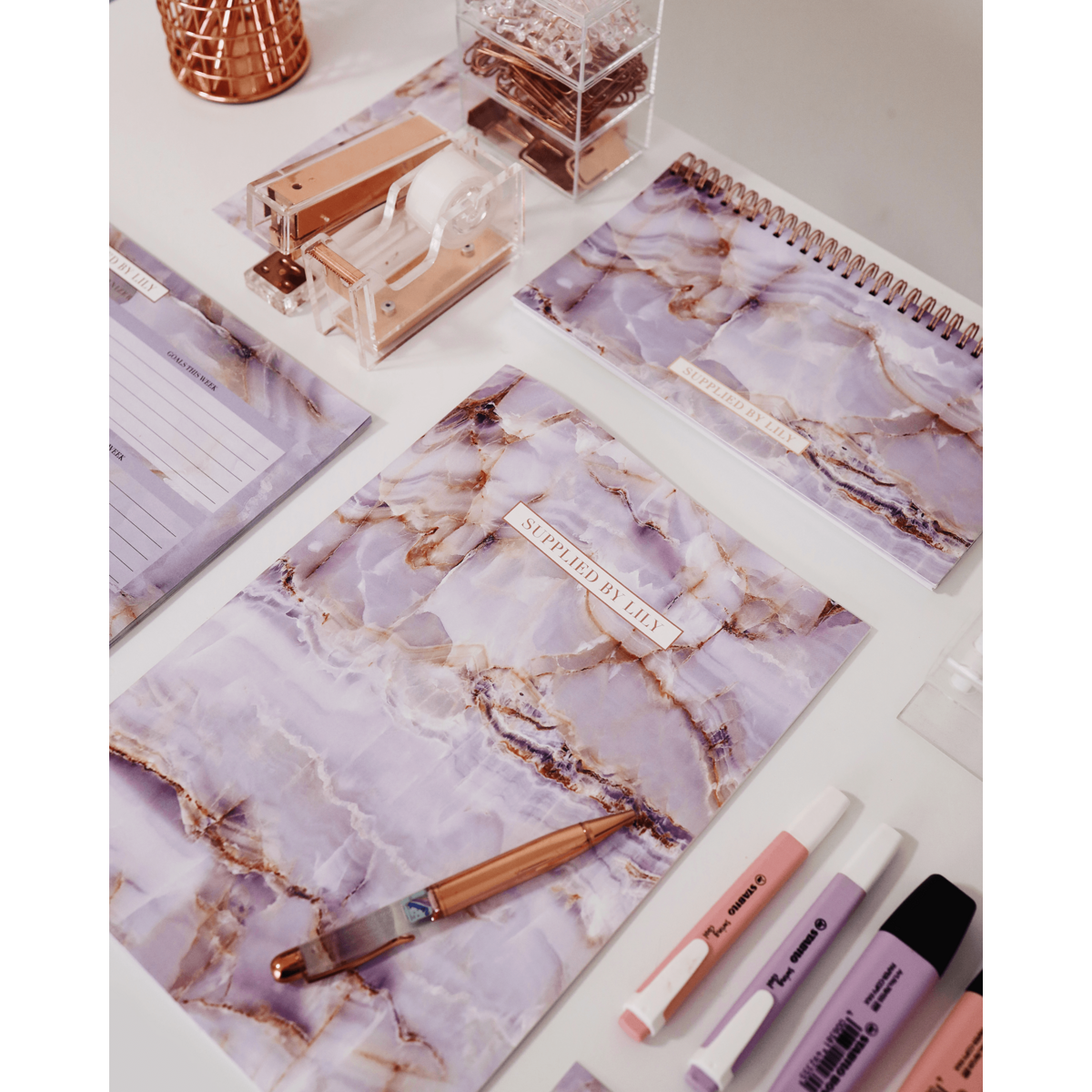 A4 Grid Notebook aus luxuriösem Amethyst