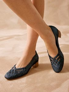 Braided air sole pumps (2008755_0001)