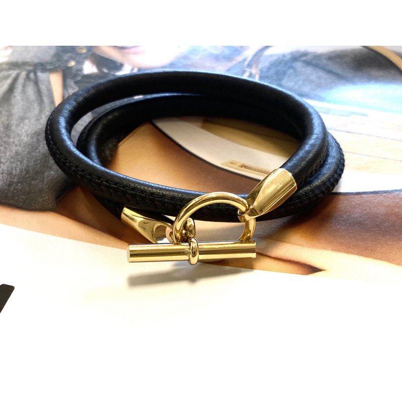 Bracelet leather hermes style black / gold