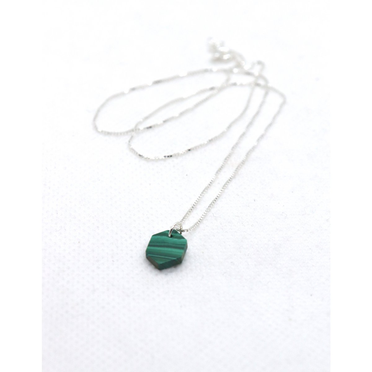 Handgemaakte zilveren ketting malachiet marquise