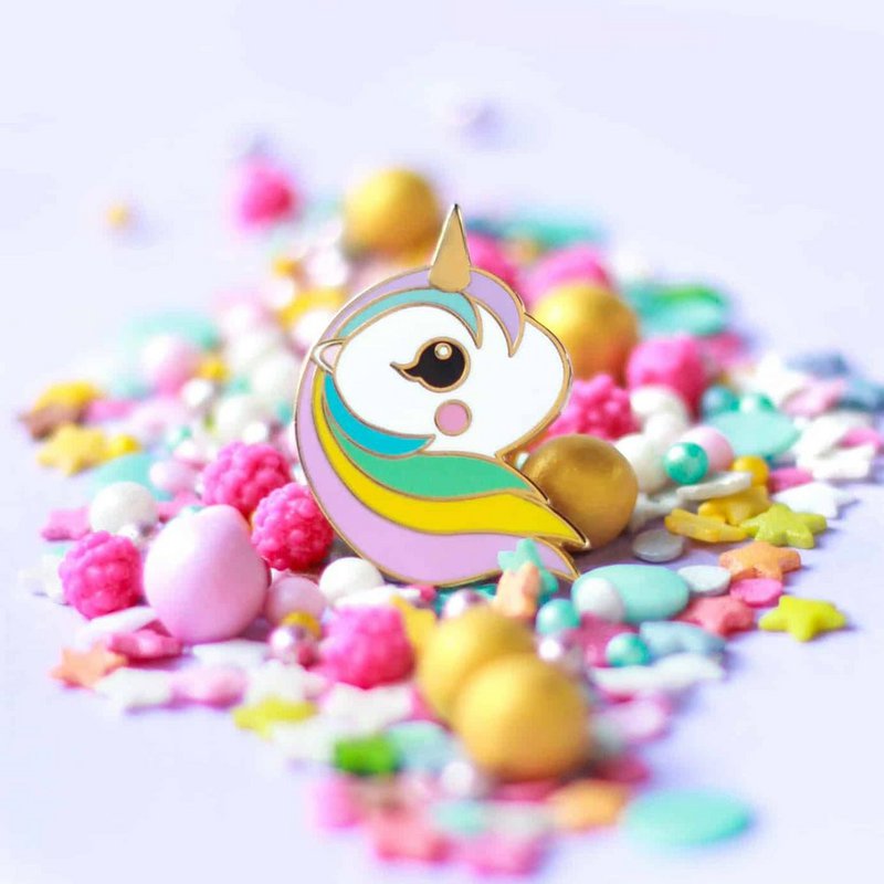 Pin Unicorn regnbue pastel