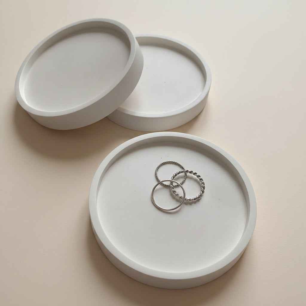 ROMA S Deco Plate – 17cm with 2cm height, handmade poured ceramic tray, perfect as a decorative Plate / Tray for dry utensils or bread, cookies