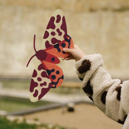 Ćma Tygrysia Ogrodowa – drewniana dekoracja ścienna, dekoracja domu z motywem motyla, przedmiot dekoracyjny