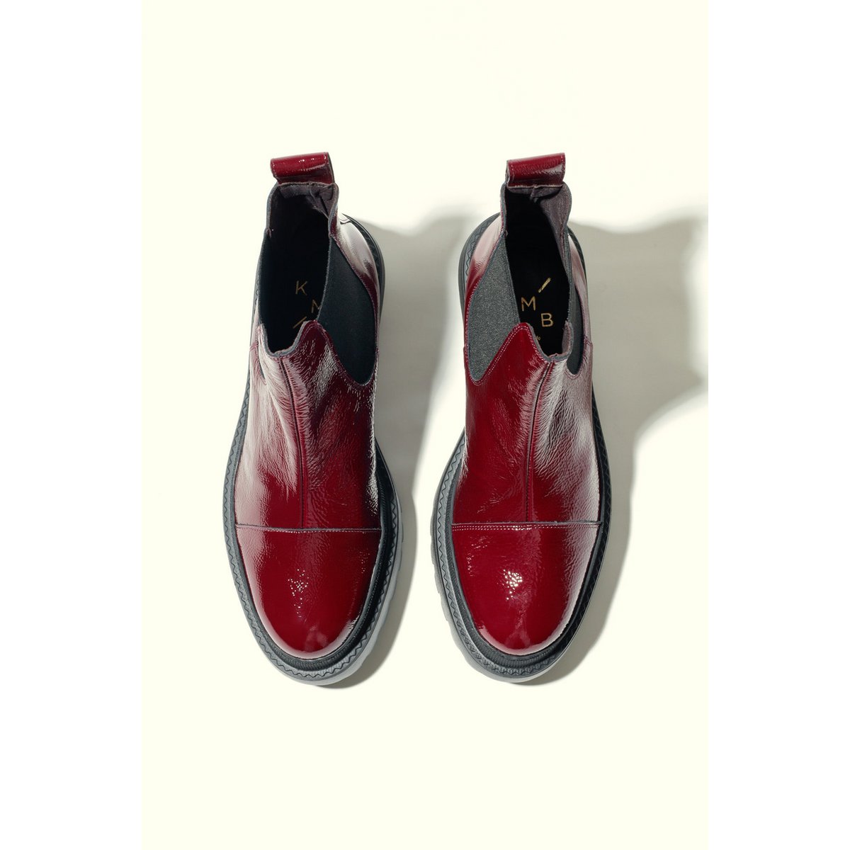 MACU BURGUNDY – Stiefeletten aus Lackleder mit extra leichter Sohle