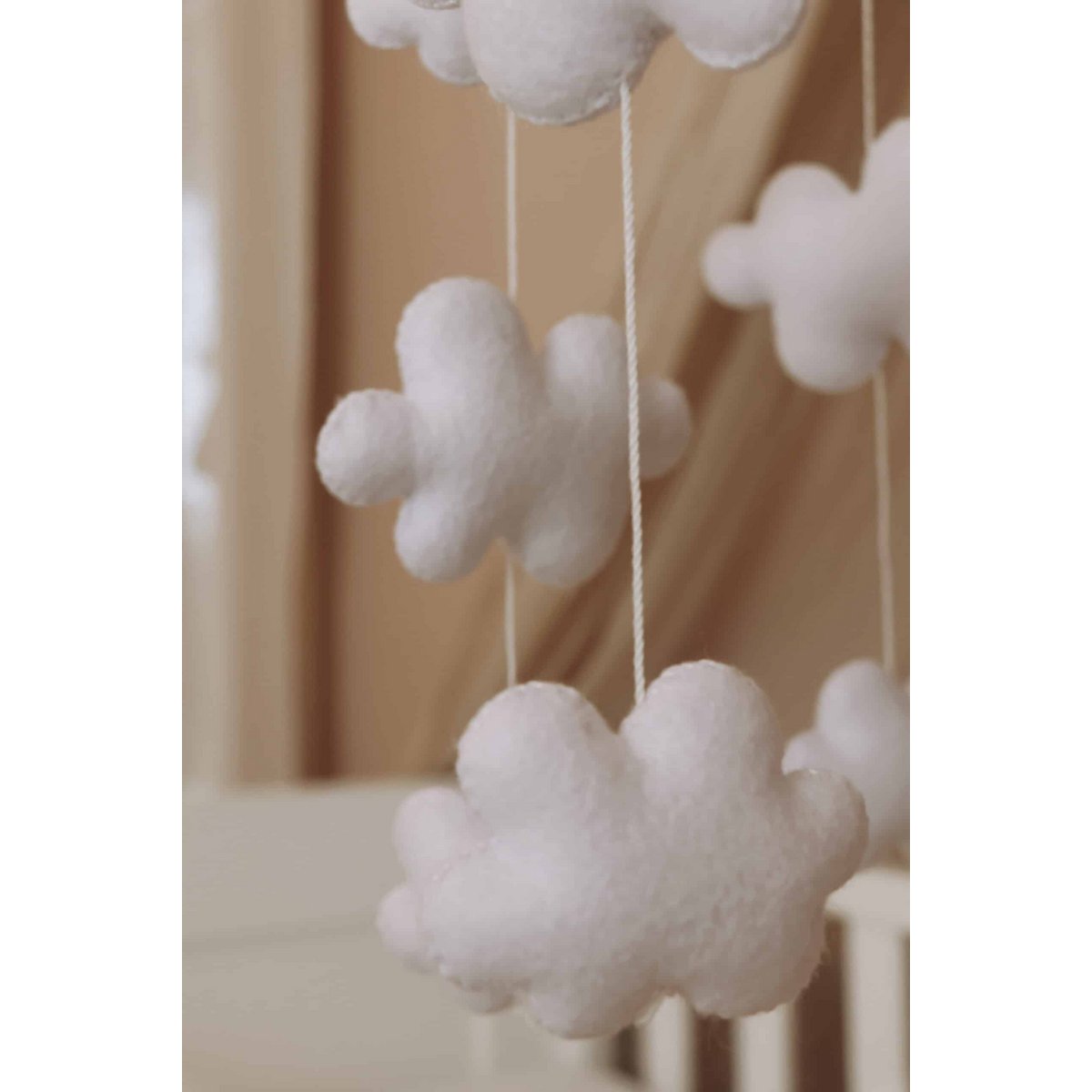 Handgemaakte Wolken Muziekmobiel - Boxmobiel - Baby mobile - mobile wickeltisch