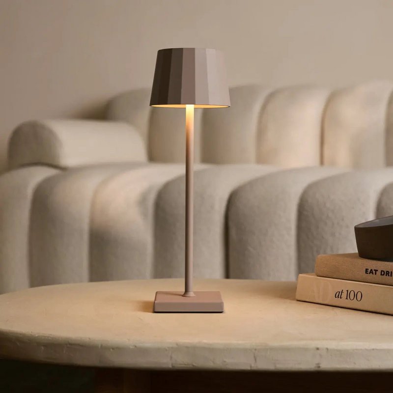 William Koala Brown Wiederaufladbare Tischlampe