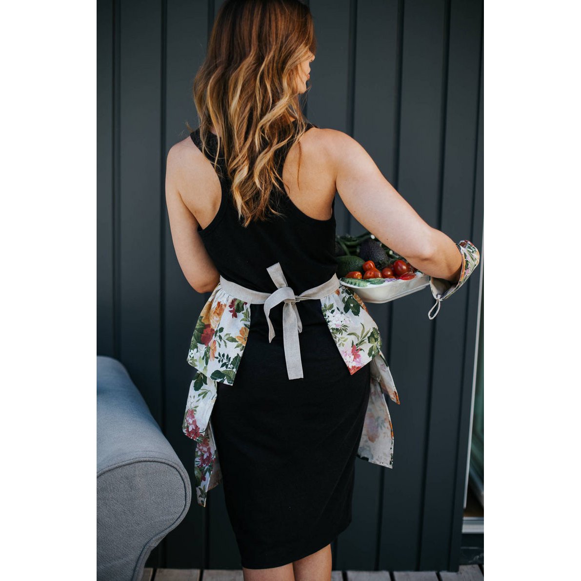 Ladies Apron With Ruffles, Poly-cotton Mix, Printed | Flower Big