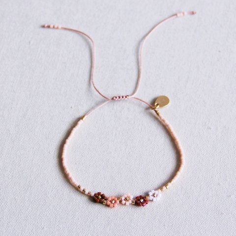 Miyuki bracelet with 5 mini daisy flowers - mix nude