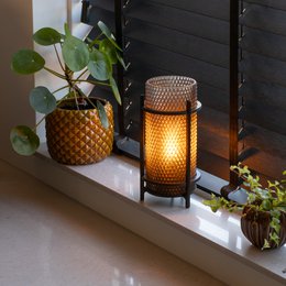 Røggrå PRISM-lampe – moderne geometrisk skærm, genanvendt PETG, omgivende belysning, E14