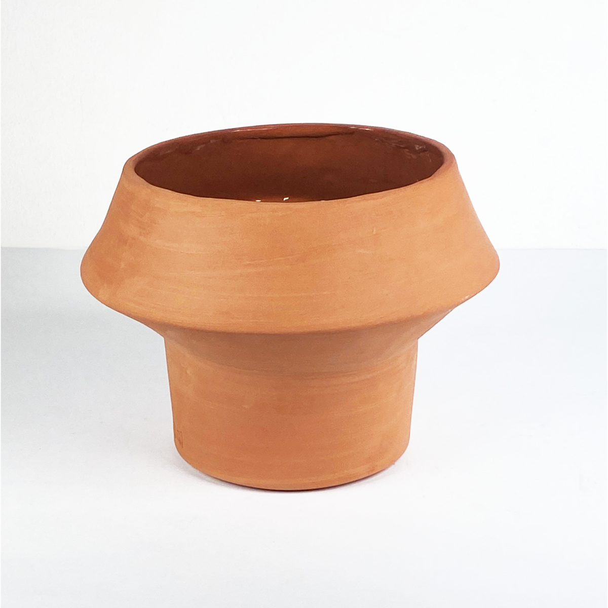 Waikiki Vase Naked | Ceramic | Plant pot |wabi sabi | Clay | handmade | dutch design