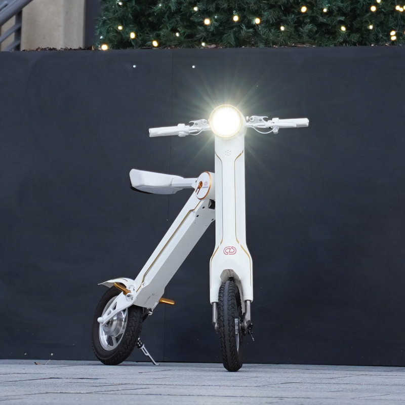 45 km officielle Cruzaa E Scooter Racing White Pro