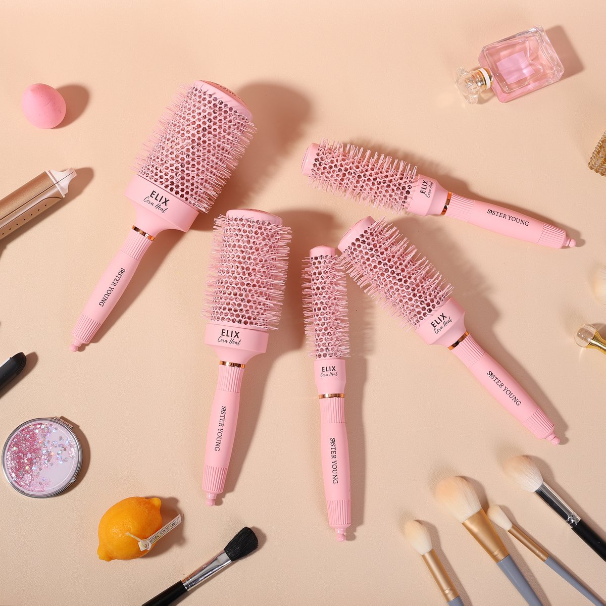 Sister Young l ELIX Cera Heat – ceramic thermal styling brush with tail pick