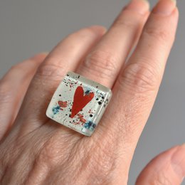 Big Heart ring i glas, Firkantet form, Komfortabel justerbar størrelse