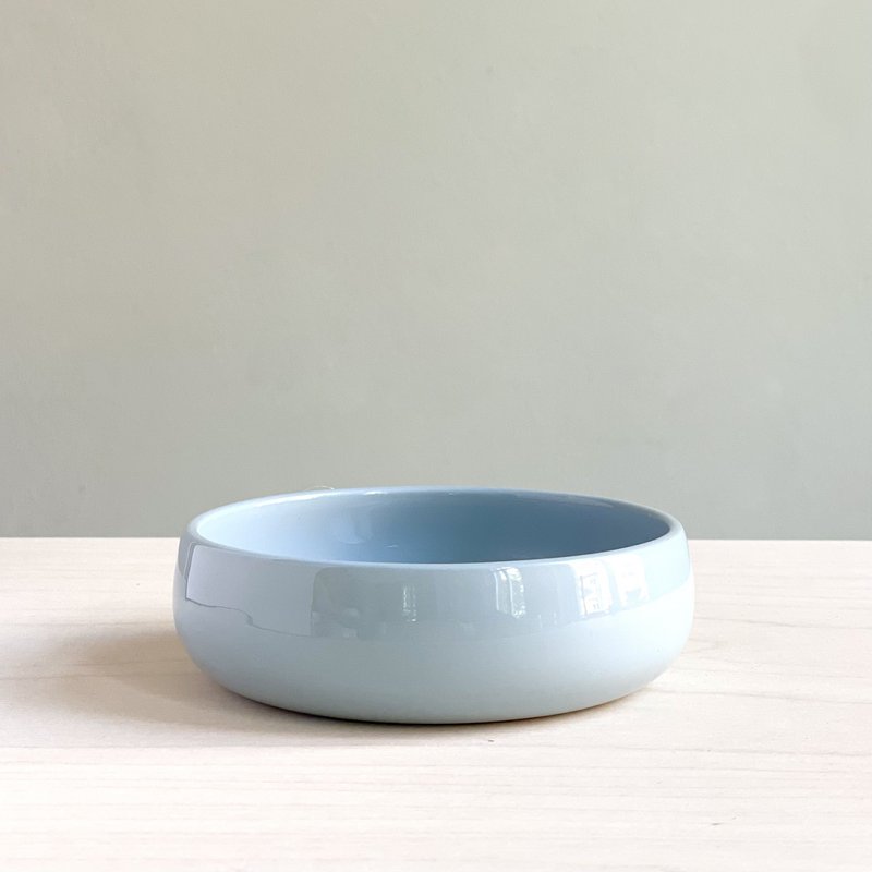 bowl / bowl