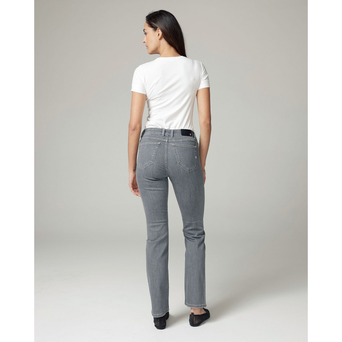 Jeans grigi a vita media a gamba dritta | Il messinese