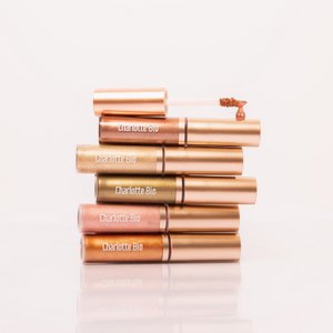 Organic liquid eyeshadows