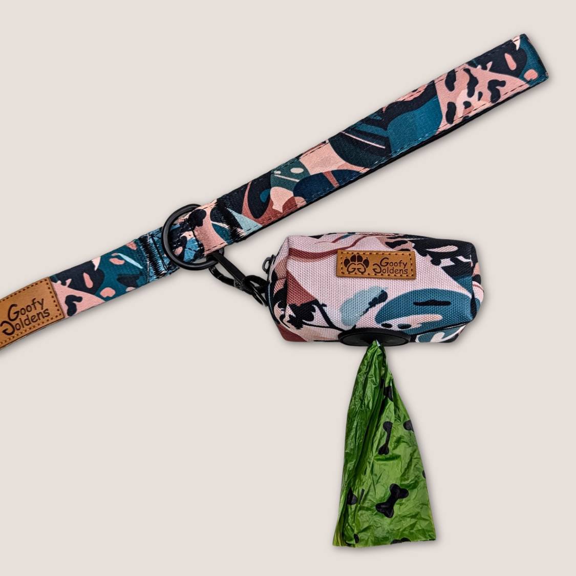 Savane waste bag pouch