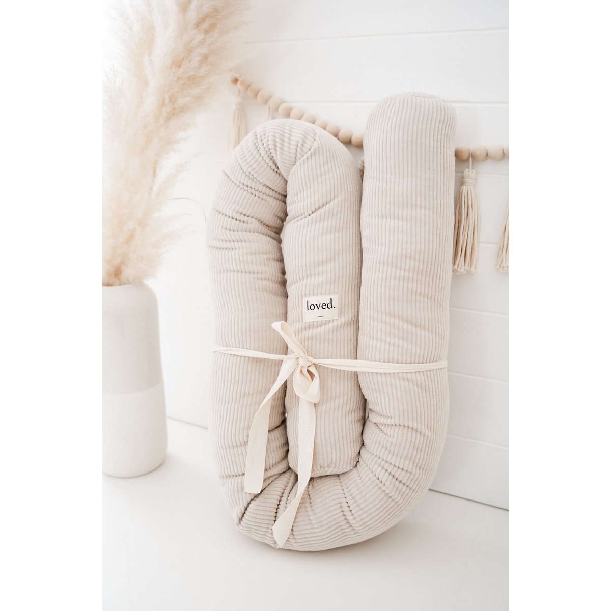 Borde de cama serpiente crema/beige CORD