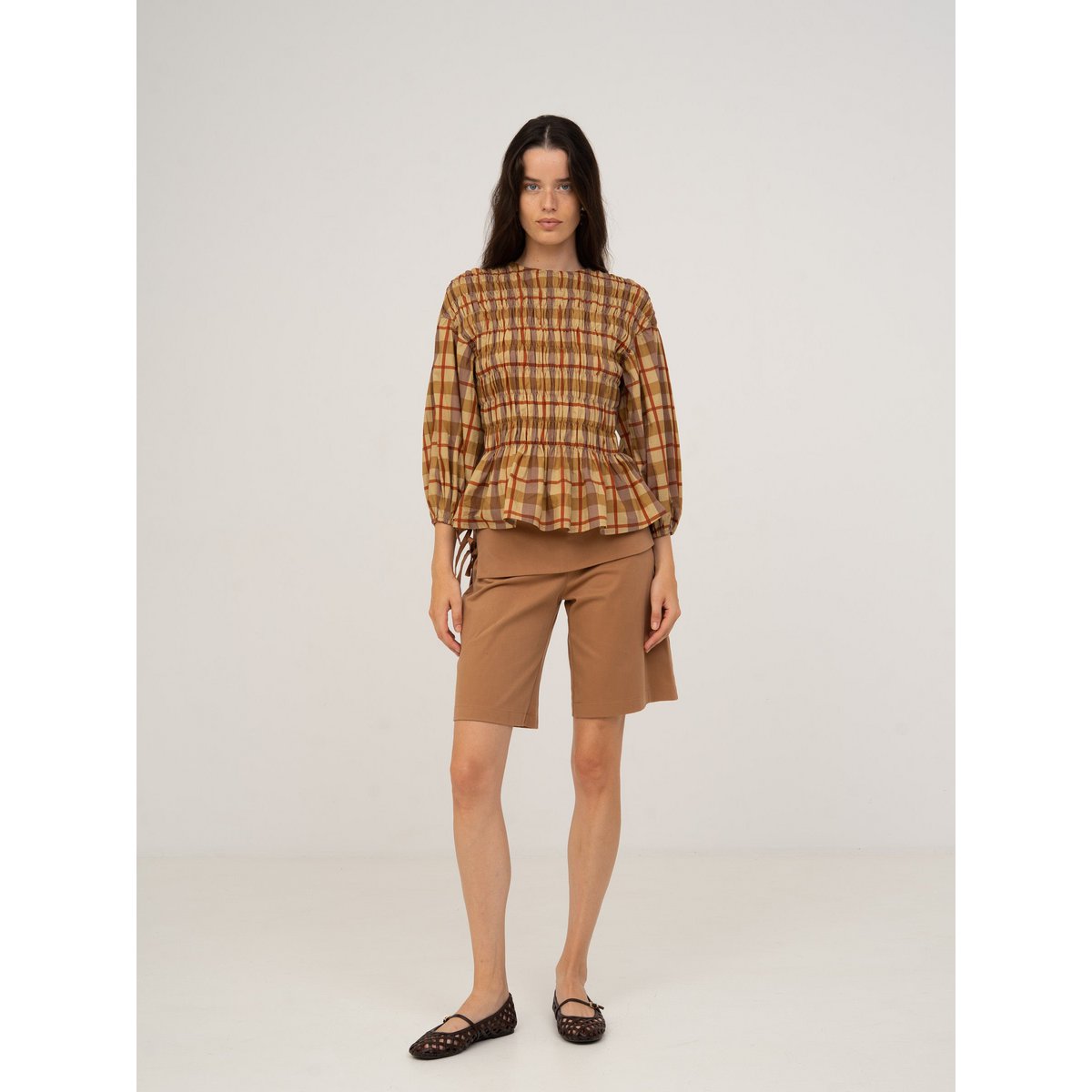 Chalet Brown Bermudas