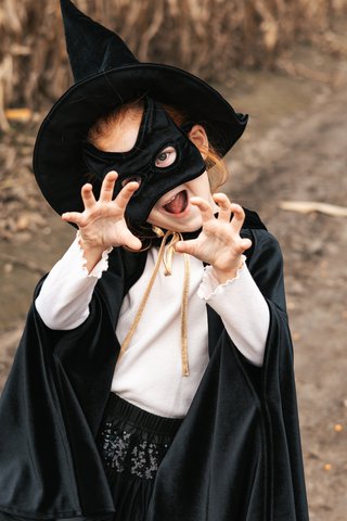 Schwarze Katzenmaske