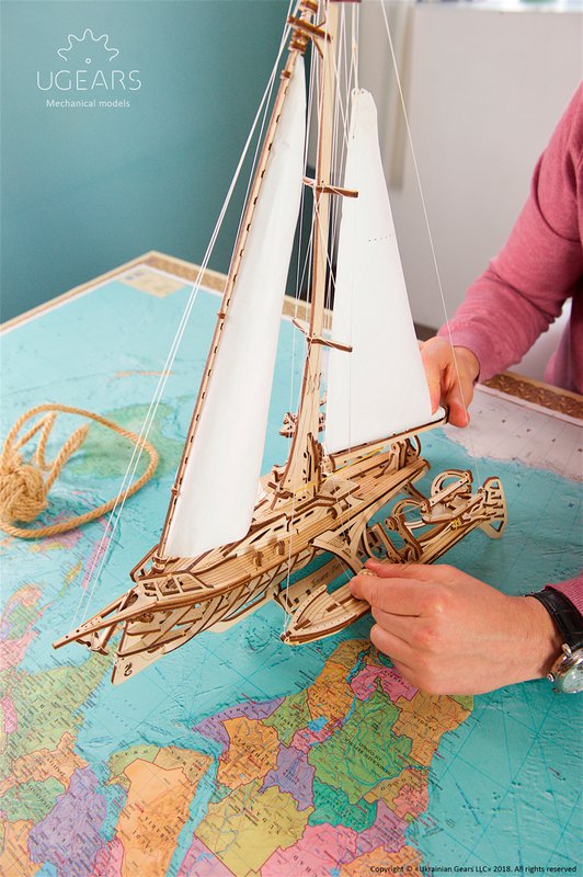 Trimaran Merihobus