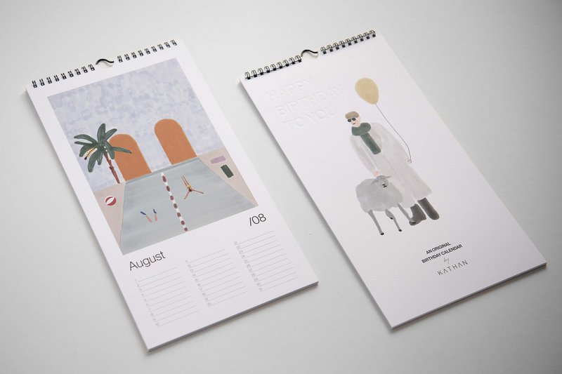 LUSSUOSO E ORIGINALE CALENDARIO COMPLEANNO . Studio KATHAN