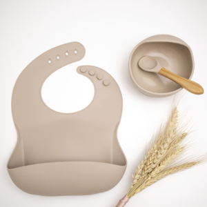 Tableware set bib with bowl and spoon beige