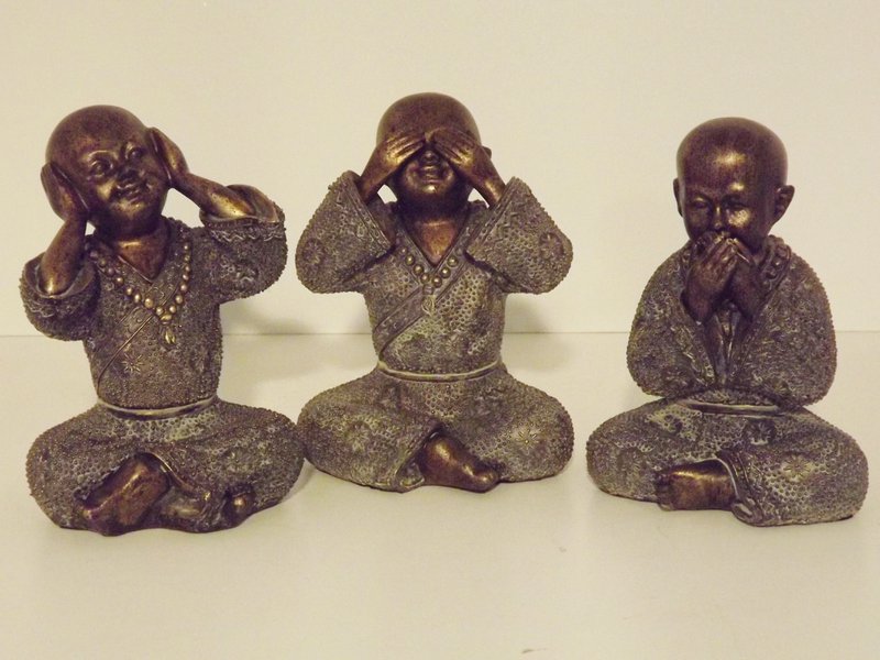 Child monk see-hear-speak no evil bronze