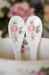 Cucchiaio in porcellana Lucy rosa 13,5 cm Isabelle Rose