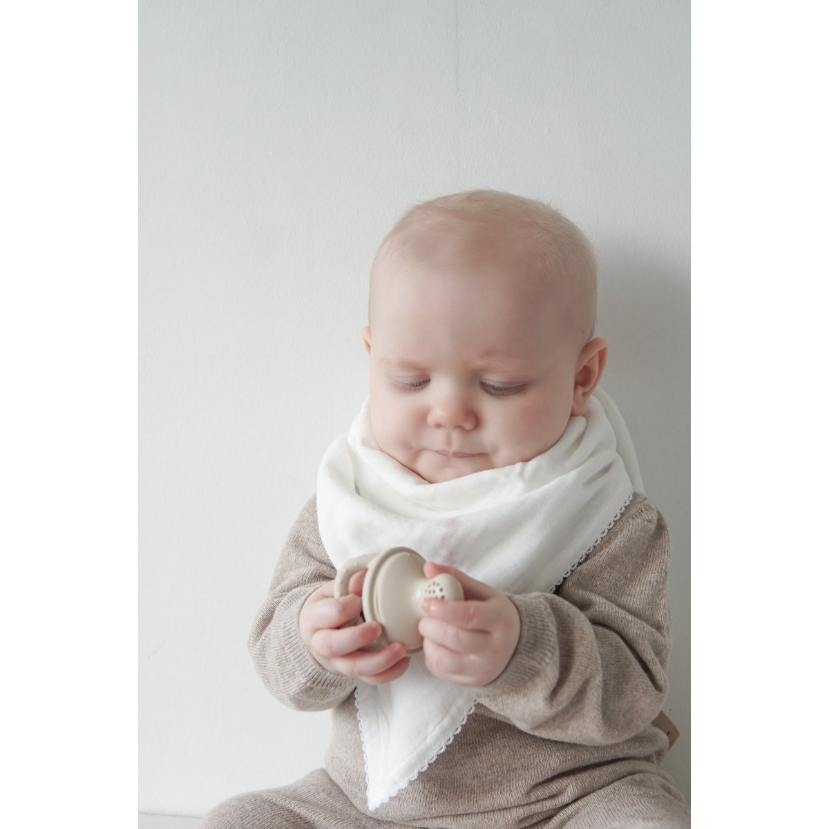 Silikone babyfoder - Oyster Beige