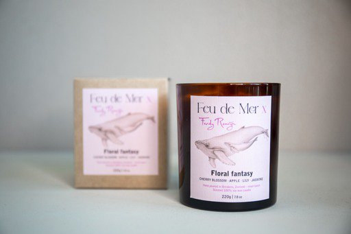 Großformatige Kerze 220g – Floral Fantasy